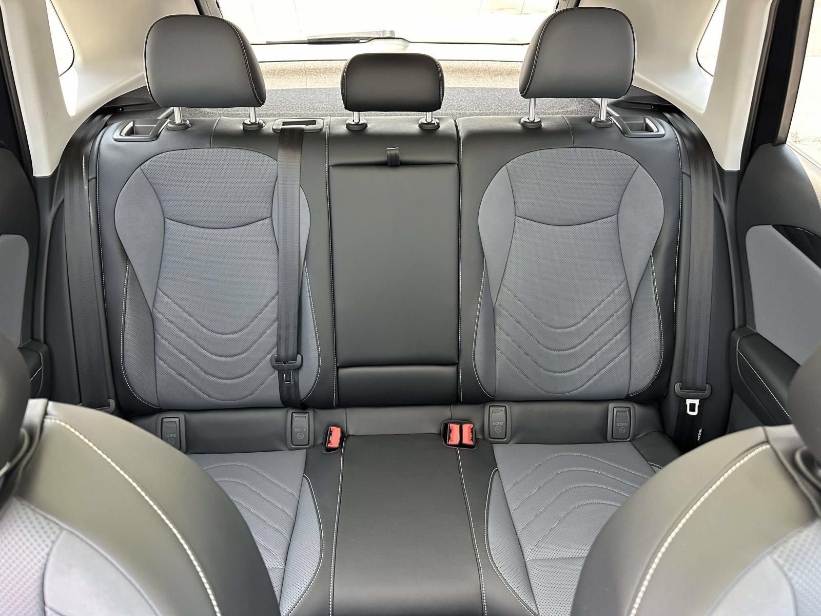 New 2026 Volkswagen Tiguan SE FWD image 14
