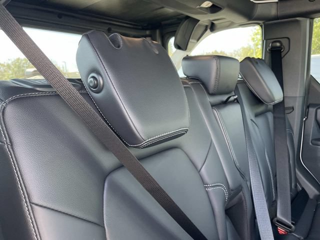 New 2026 Ford Bronco Outer Banks w/ Sasquatch Package AWD/4WD image 18
