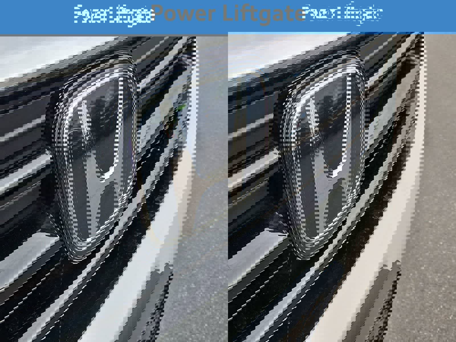 Used 2023 Honda Odyssey Touring image 13