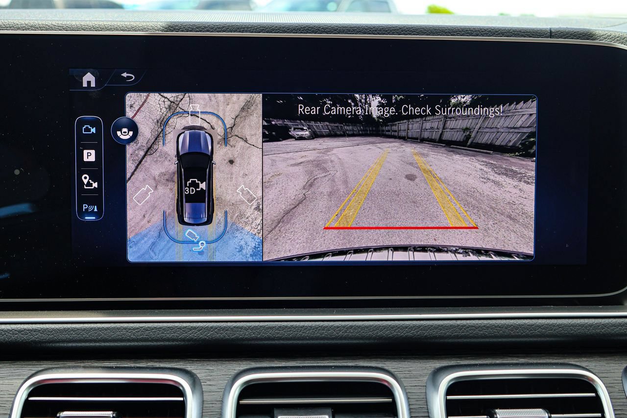 New 2026 Mercedes-Benz GLS 450 4MATIC image 21