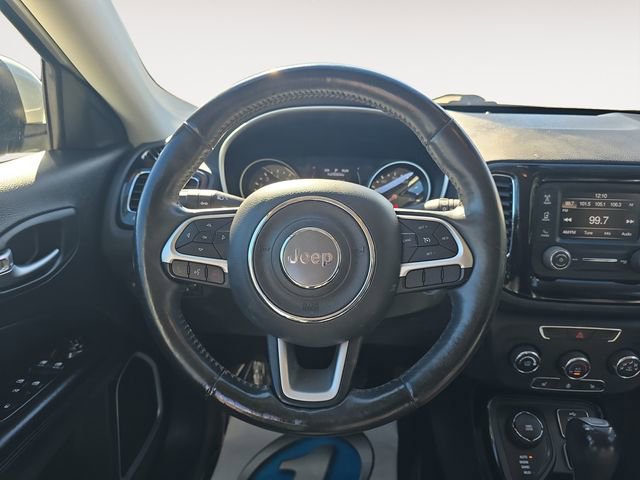 Used 2018 Jeep Compass Latitude image 12