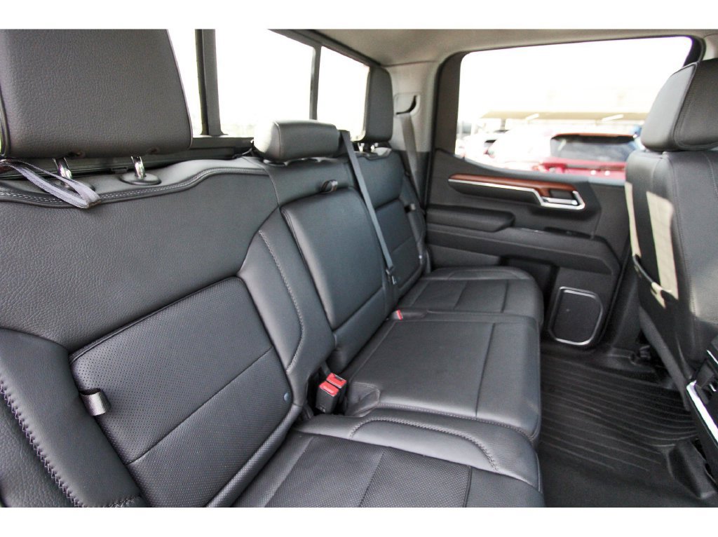 Used 2022 GMC Sierra 1500 Denali w/ Denali Reserve Package AWD/4WD image 15