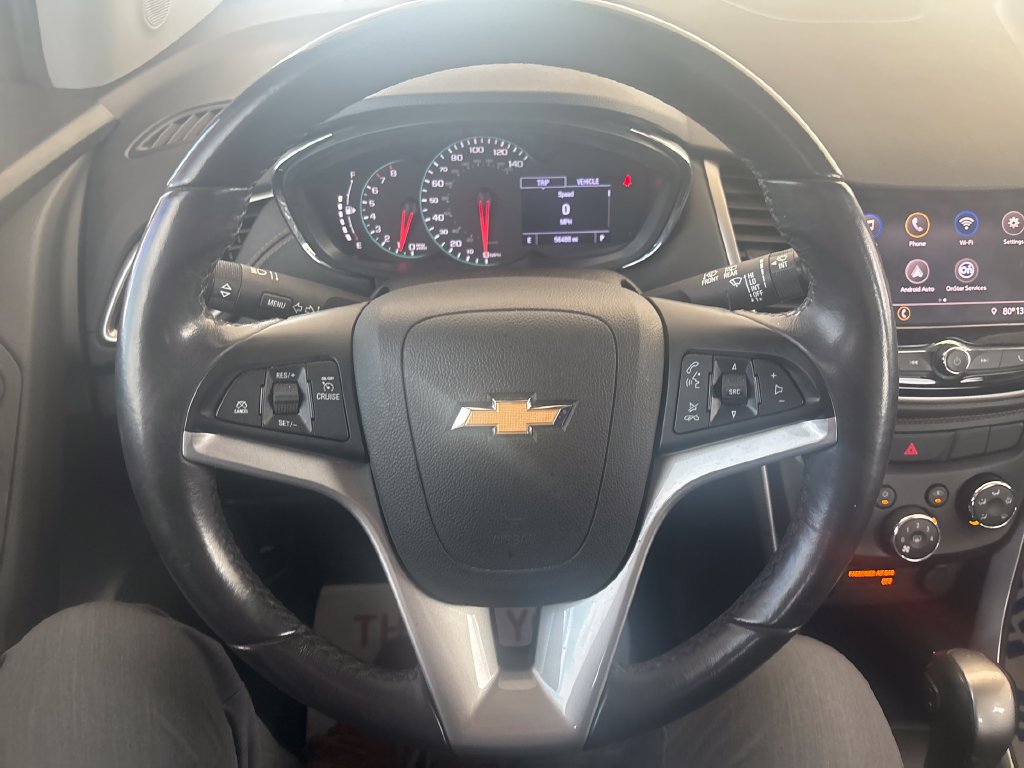 Used 2020 Chevrolet Trax LT w/ Driver Confidence Package FWD image 19