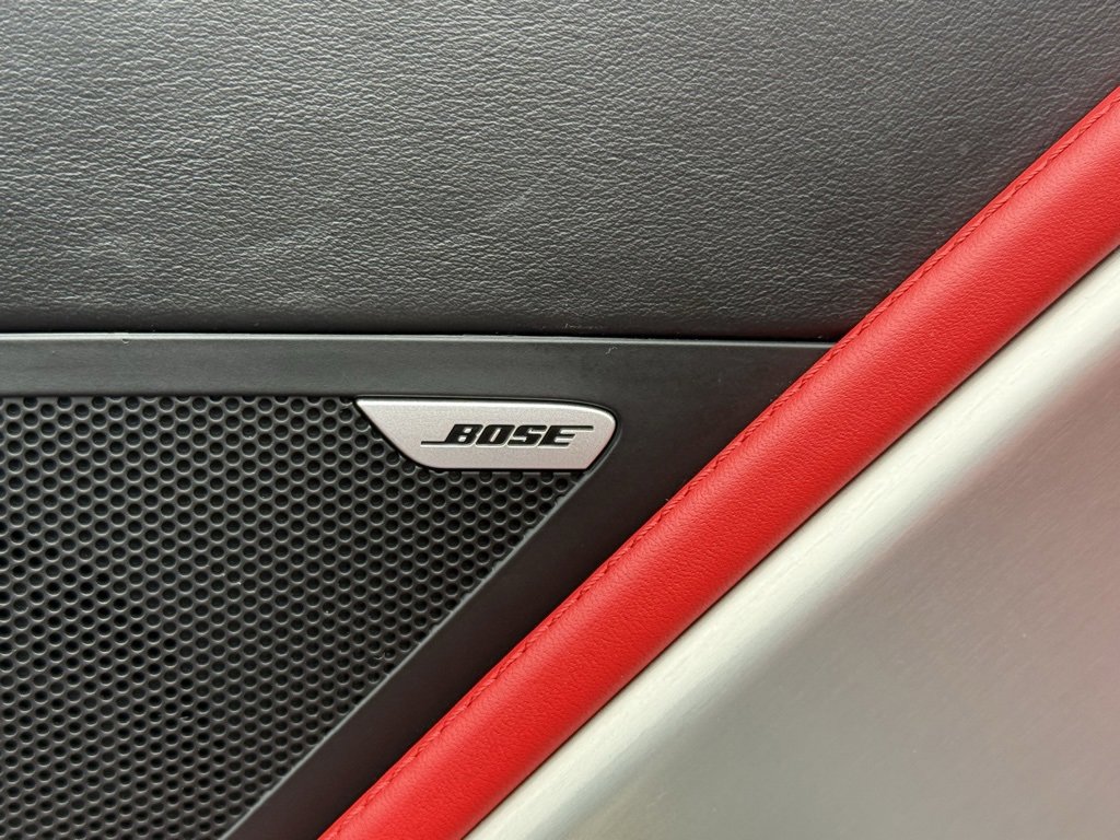 Used 2015 Chevrolet Corvette Stingray Z51 w/ 3LT Preferred Equipment Group image 21