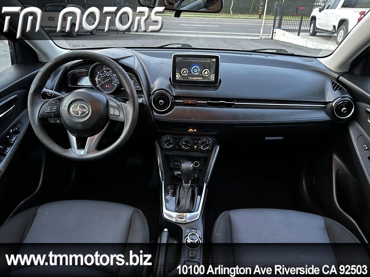 Used 2016 Scion iA image 7