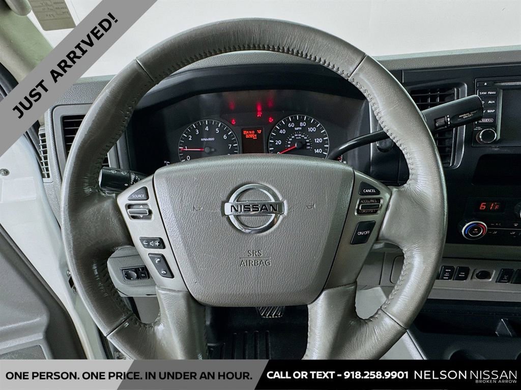 Used 2018 Nissan NV 3500 SL RWD image 11