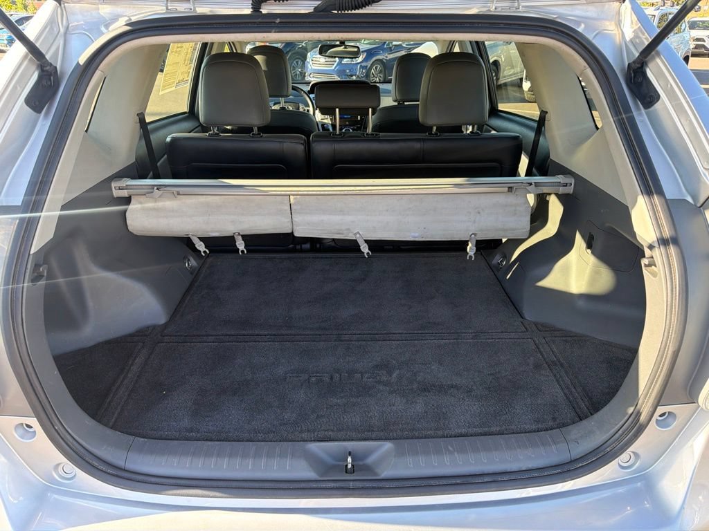 Used 2014 Toyota Prius V Five FWD image 18