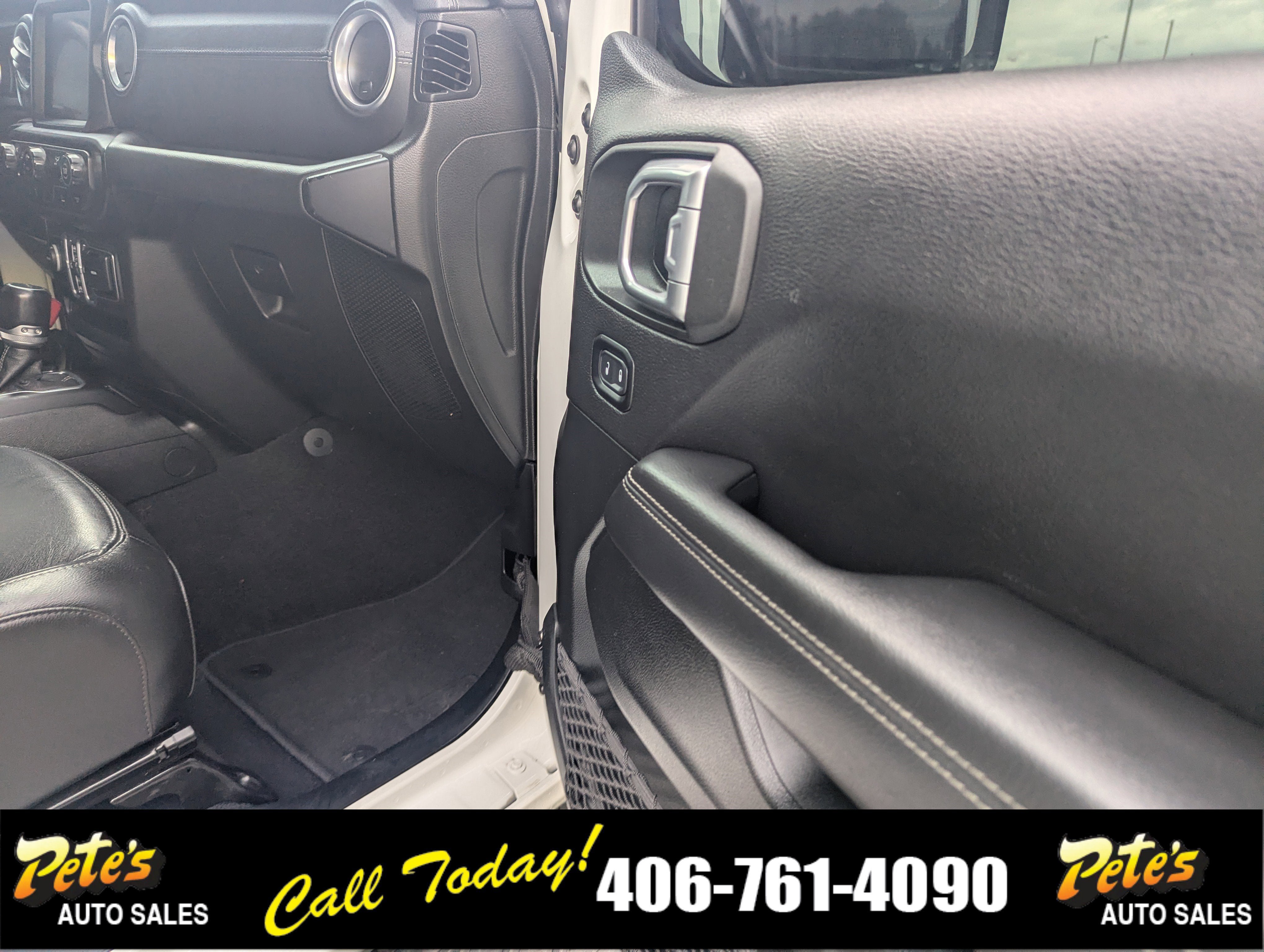 Used 2020 Jeep Gladiator Overland image 15