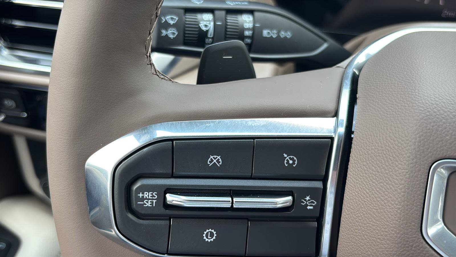 New 2026 GMC Yukon XL Denali RWD image 30