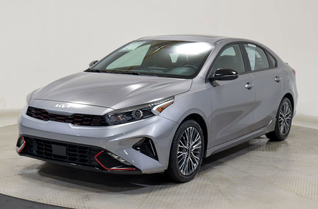 Used 2024 Kia Forte GT-Line w/ GT-Line Premium Package image 8