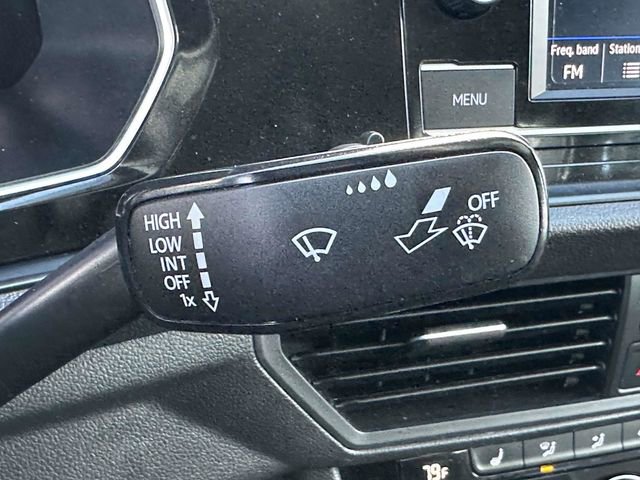 Used 2022 Volkswagen Jetta SE image 28