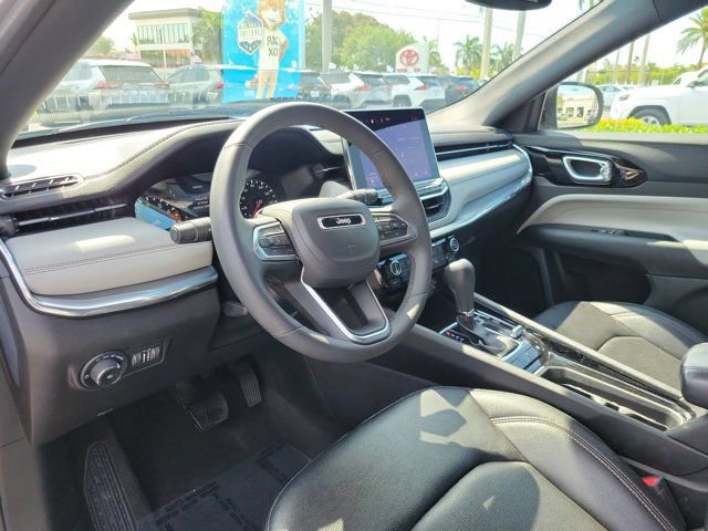 Used 2024 Jeep Compass Limited AWD/4WD image 14