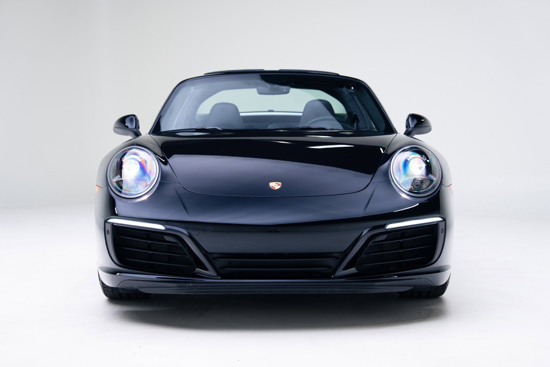 Used 2018 Porsche 911 Targa 4S image 4