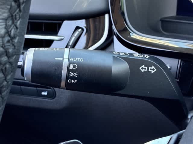Used 2025 INFINITI QX60 Luxe w/ Cargo Package FWD image 29