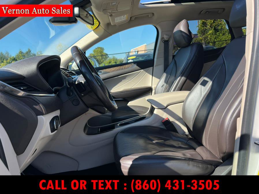 Used 2019 Lincoln MKC Reserve w/ MKC Climate Package image 9