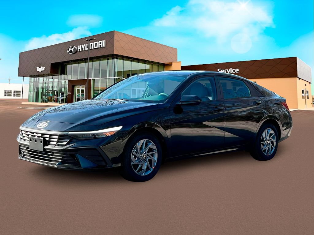 New 2025 Hyundai Elantra SEL FWD image 2