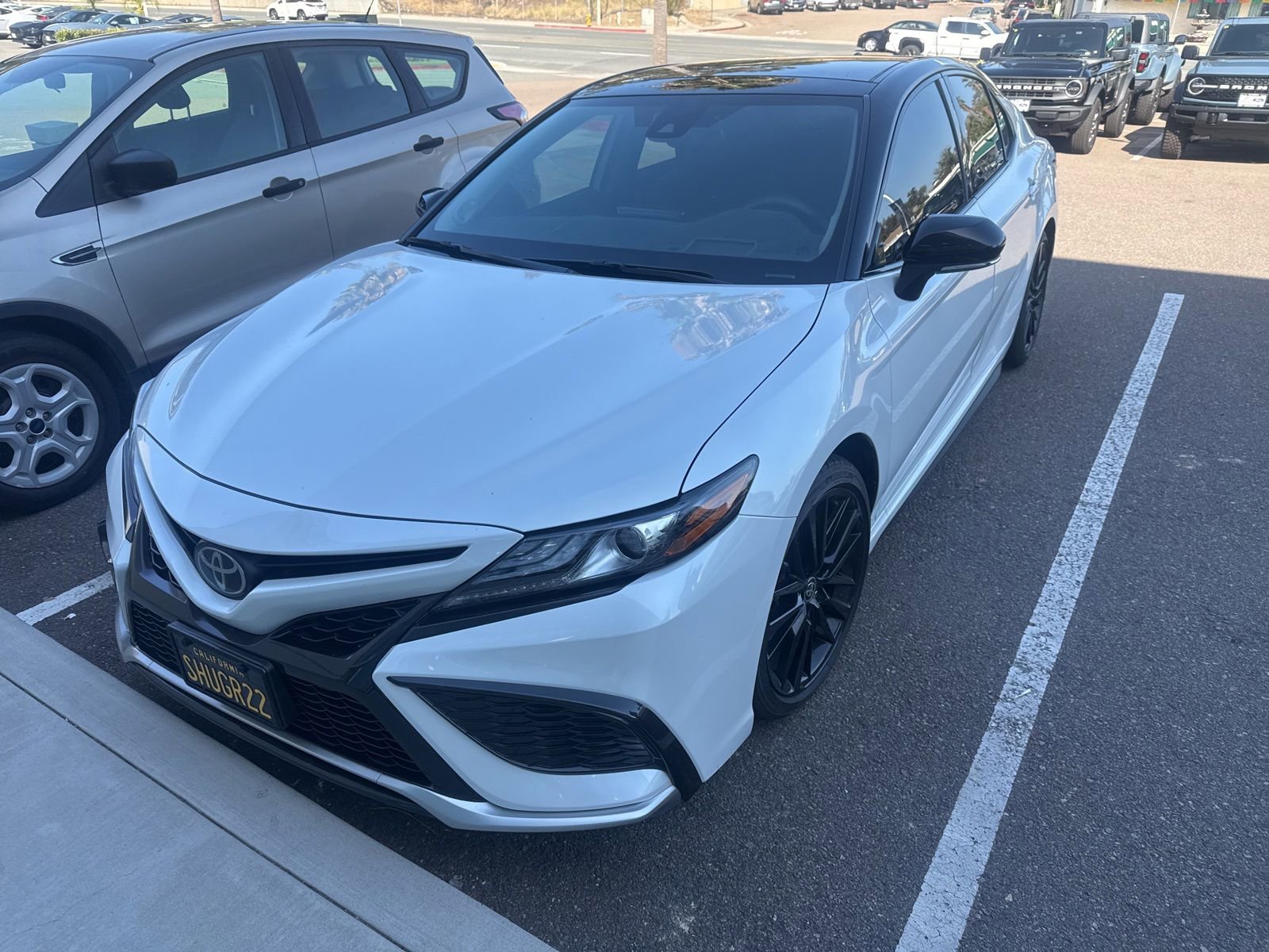 Used 2023 Toyota Camry XSE FWD image 6