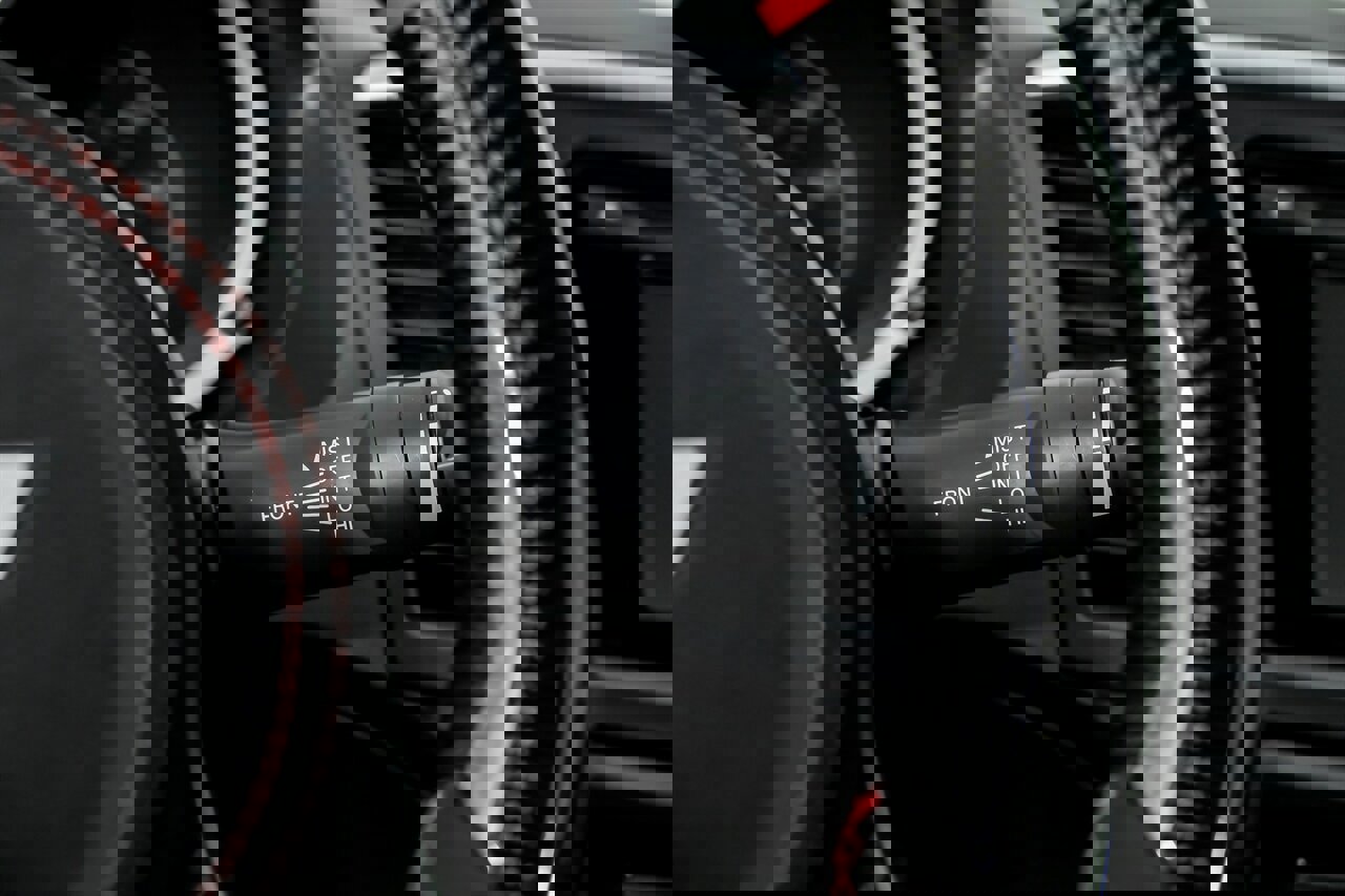 Used 2014 Mitsubishi Lancer Evolution GSR image 27