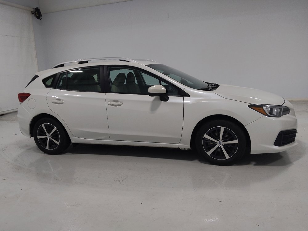 Used 2022 Subaru Impreza 2.0i Premium AWD/4WD image 11
