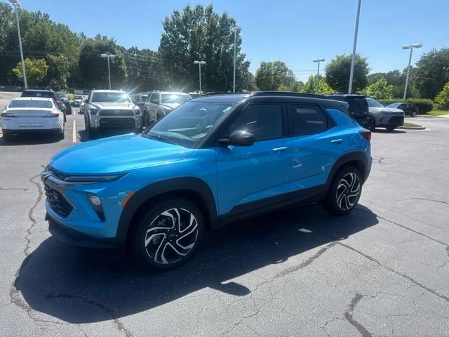 Used 2026 Chevrolet TrailBlazer RS w/ Convenience Package AWD/4WD image 2