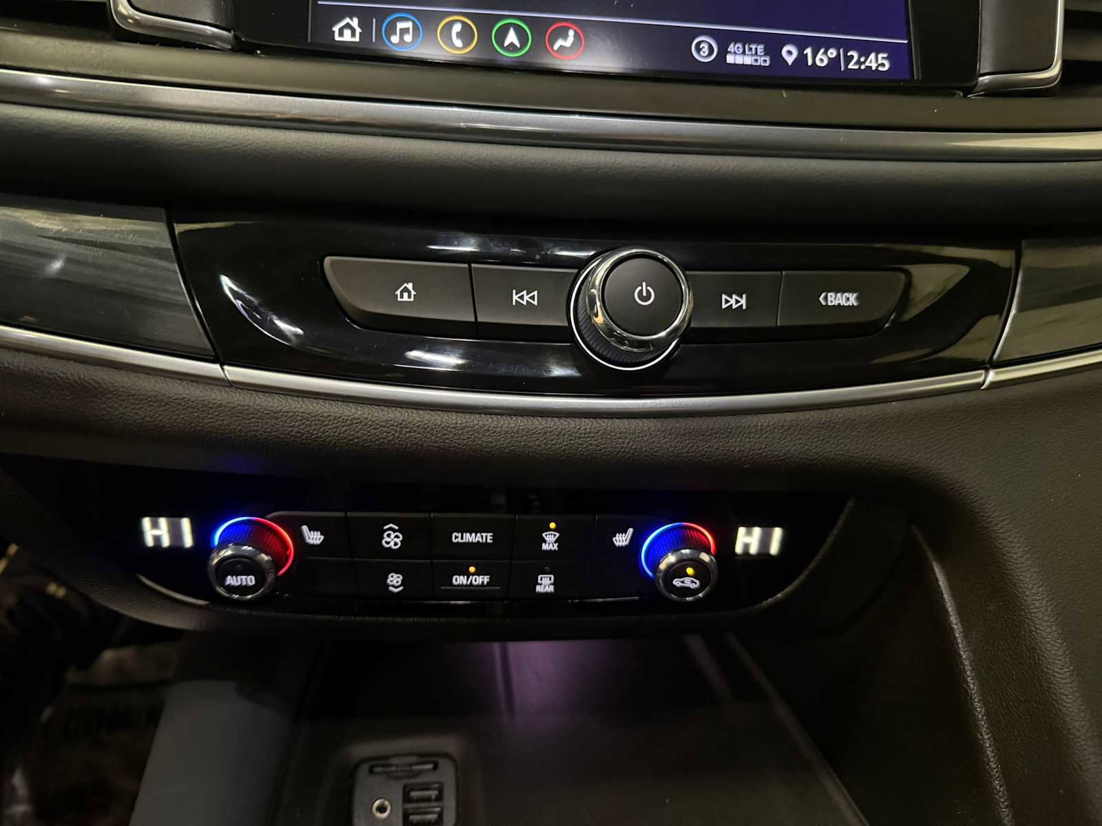 Used 2020 Buick Enclave Essence w/ Sound and Sites Package image 34