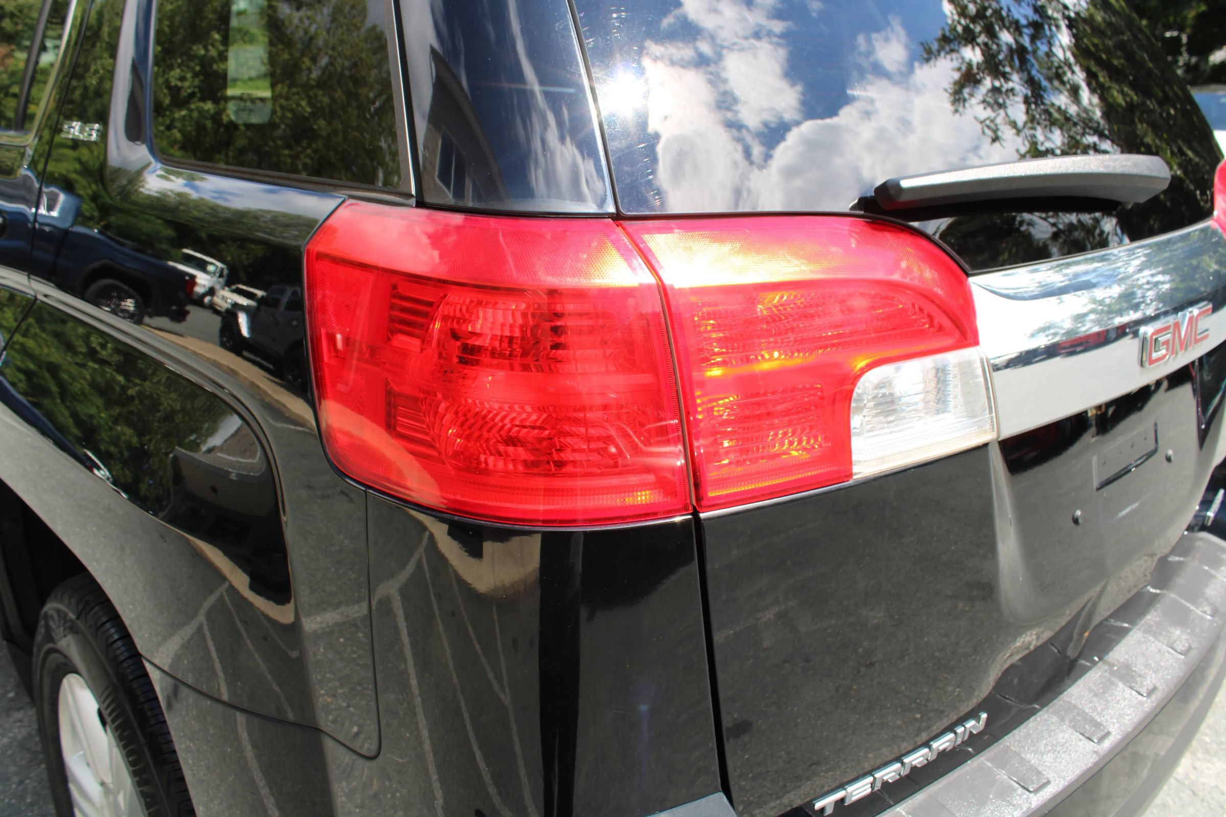Used 2015 GMC Terrain SLE w/ Convenience Package AWD/4WD image 31