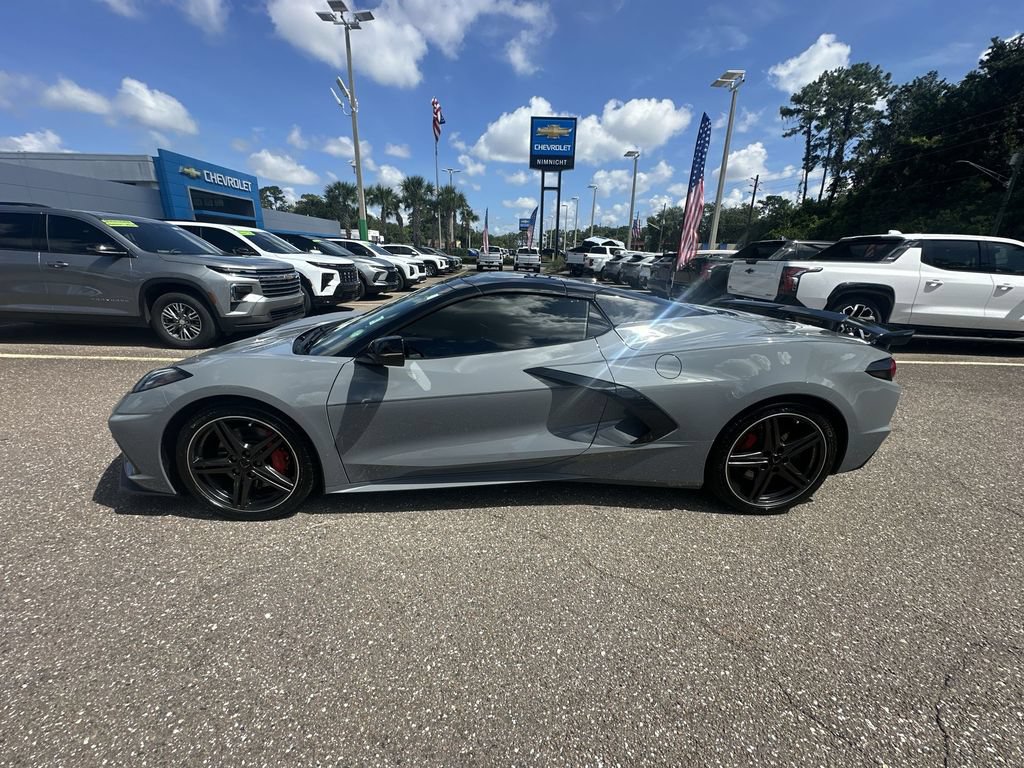 Used 2025 Chevrolet Corvette Stingray Premium Conv w/ Z51 Performance Package RWD image 13