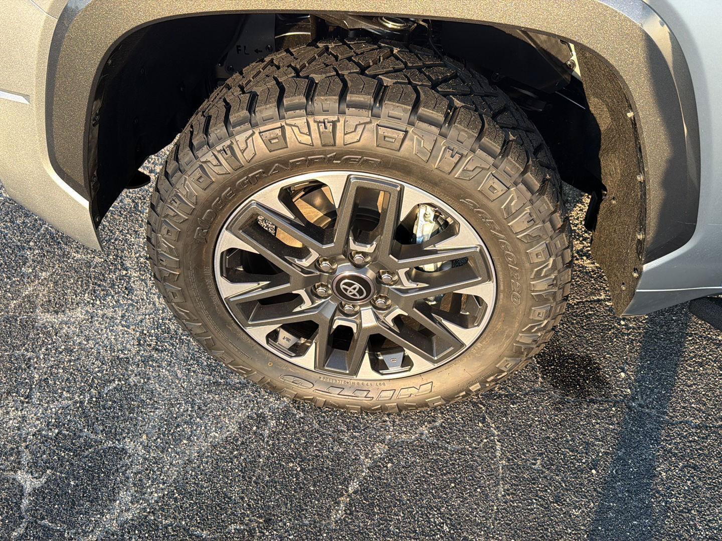 New 2026 Toyota Tundra Limited AWD/4WD image 35