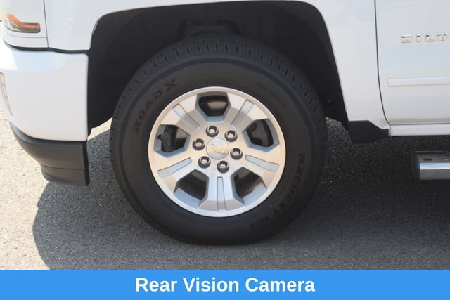 Used 2017 Chevrolet Silverado 1500 LT w/ All Star Edition AWD/4WD image 27