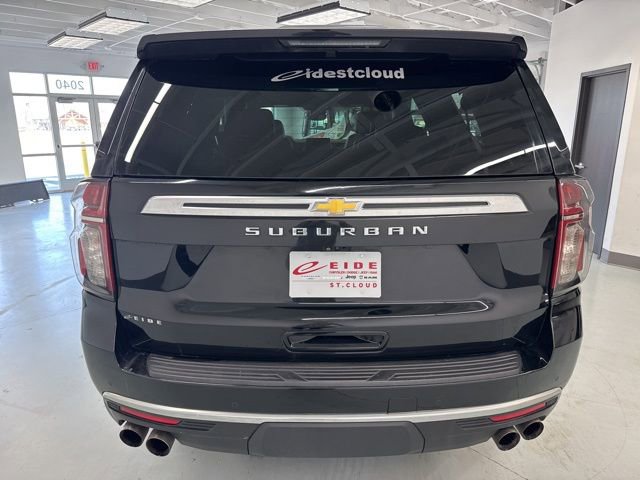 Used 2023 Chevrolet Suburban High Country image 10