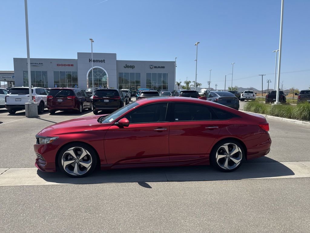 Used 2018 Honda Accord Touring image 5