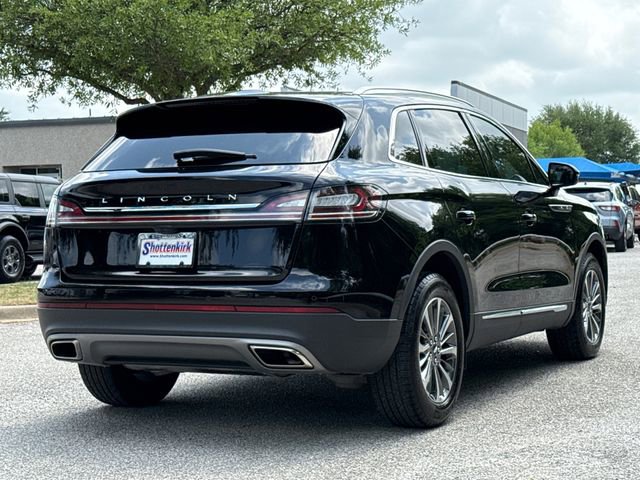 Used 2023 Lincoln Nautilus AWD image 9