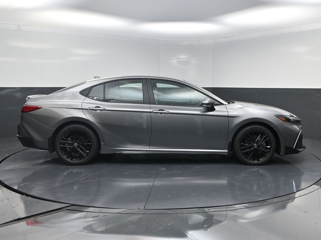 New 2026 Toyota Camry SE image 4