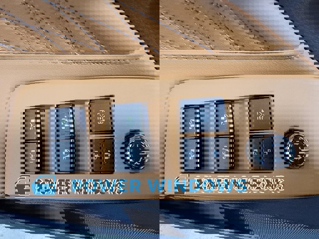 Used 2020 Toyota Avalon Limited FWD image 31