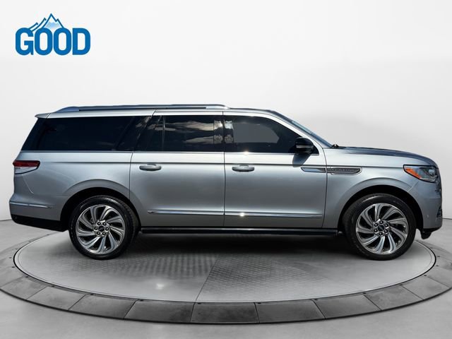 Used 2022 Lincoln Navigator L Reserve image 6