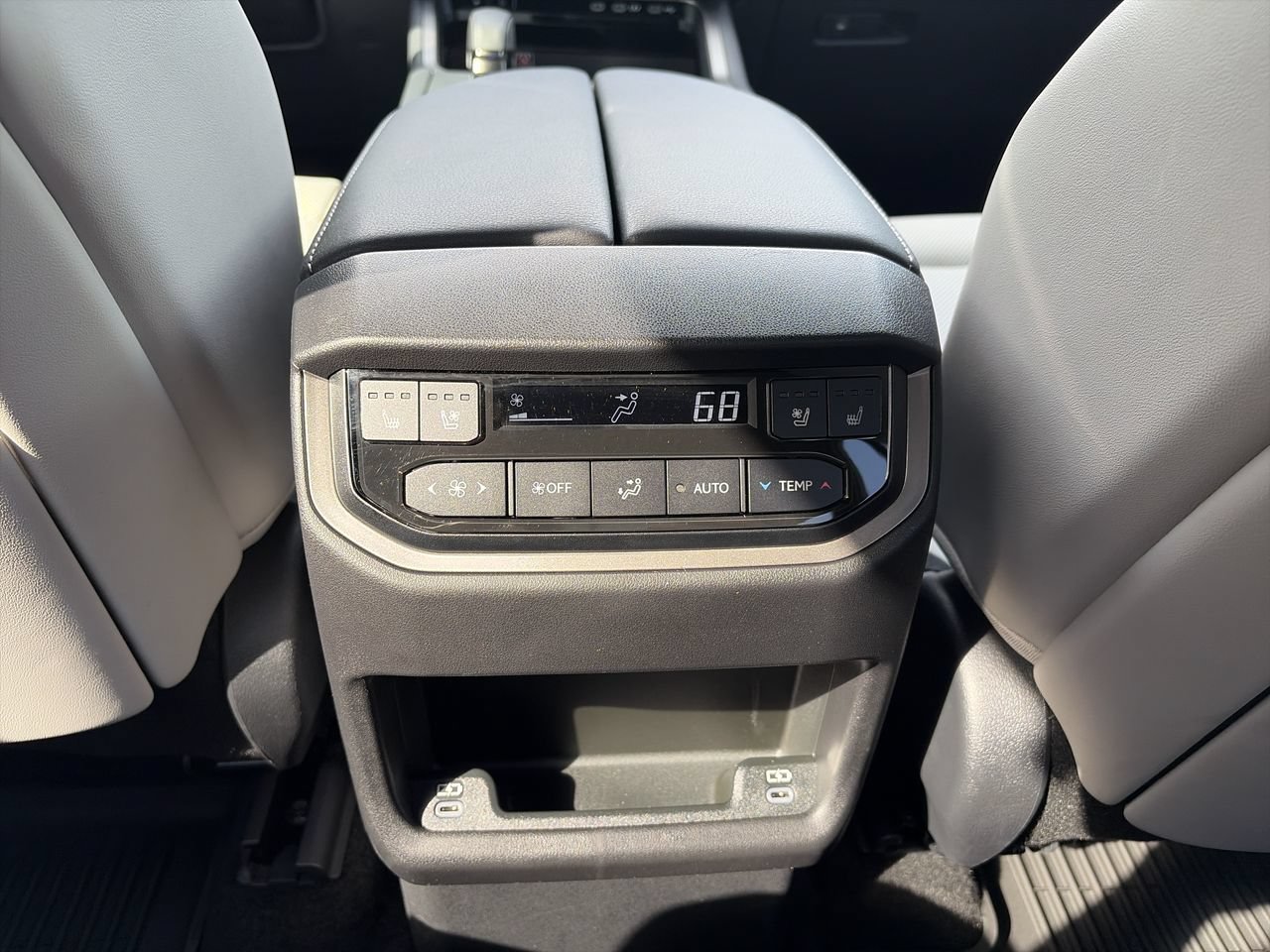 Used 2026 Lexus TX 350 AWD w/ Technology Package image 31