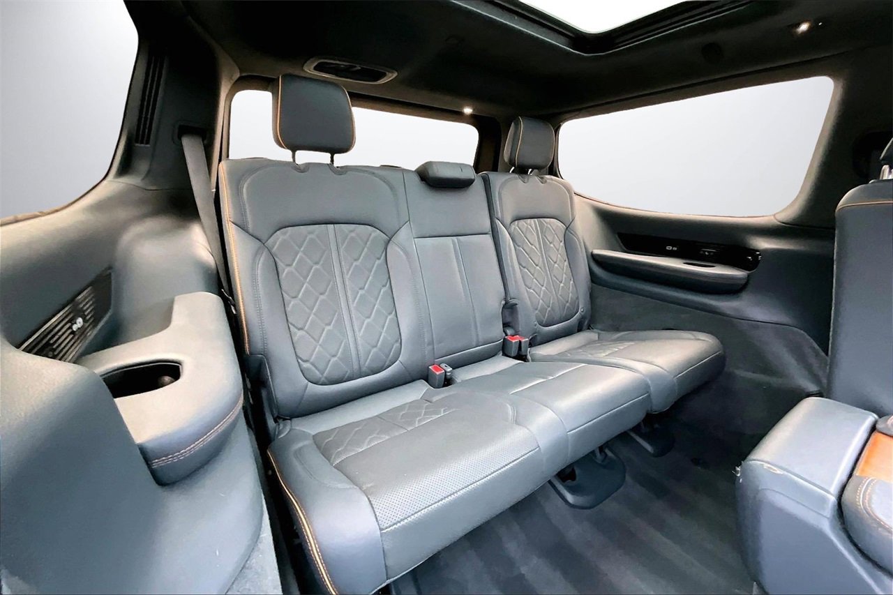 Used 2022 Jeep Grand Wagoneer Series III image 26