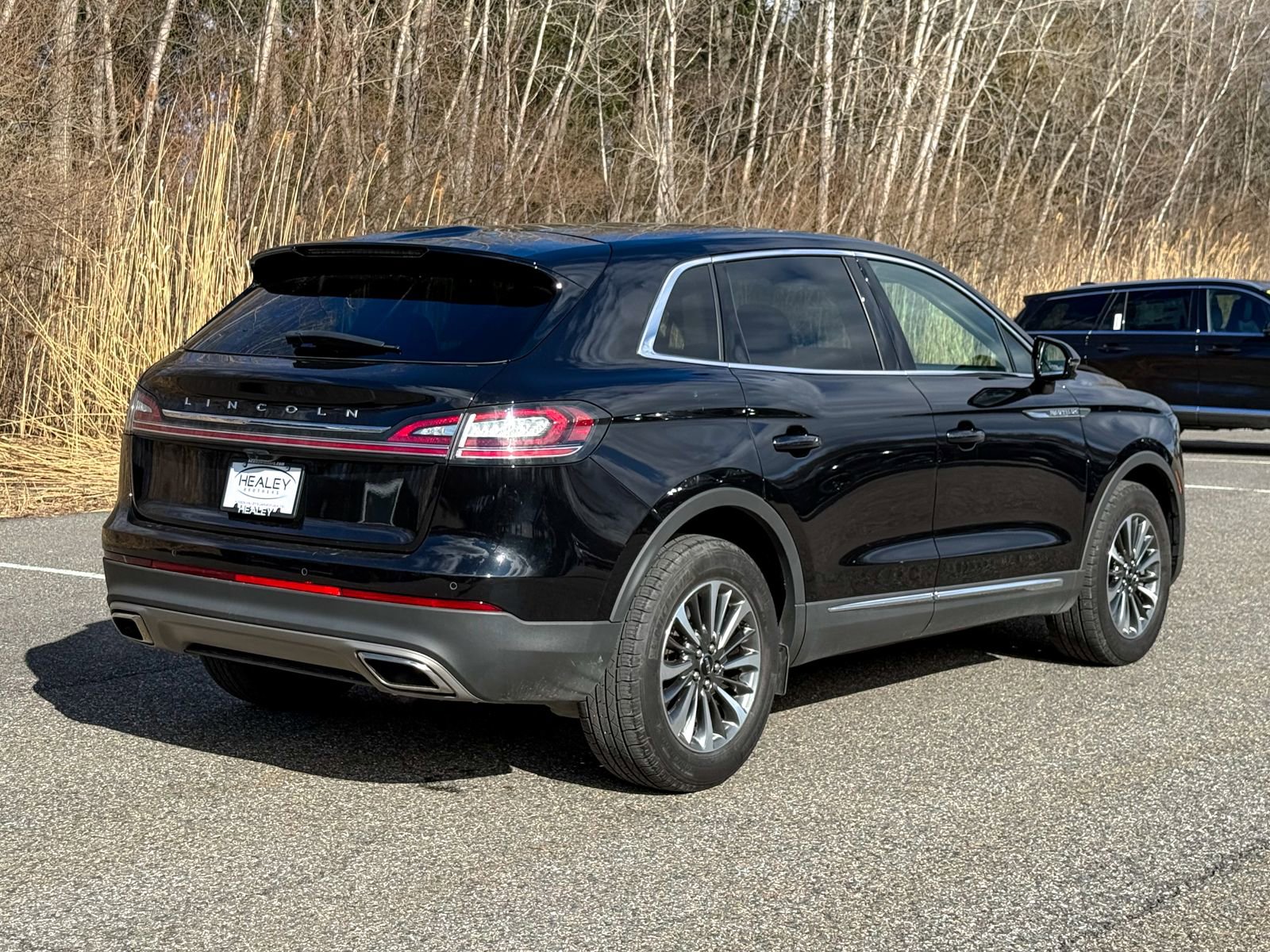 Used 2023 Lincoln Nautilus AWD w/ Premium Package image 6