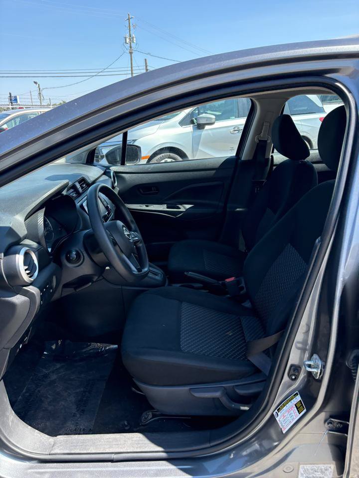 Used 2023 Nissan Versa S w/ Trunk Package FWD image 10