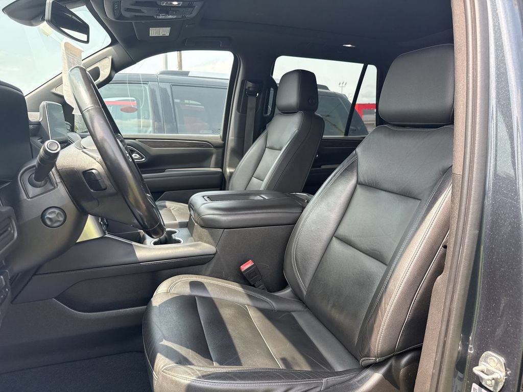 Used 2021 Chevrolet Tahoe Z71 w/ Z71 Off-Road Package AWD/4WD image 23