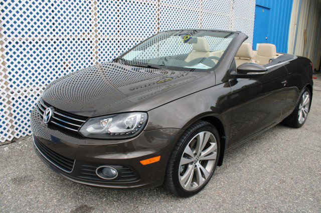 Used 2013 Volkswagen Eos Lux image 20