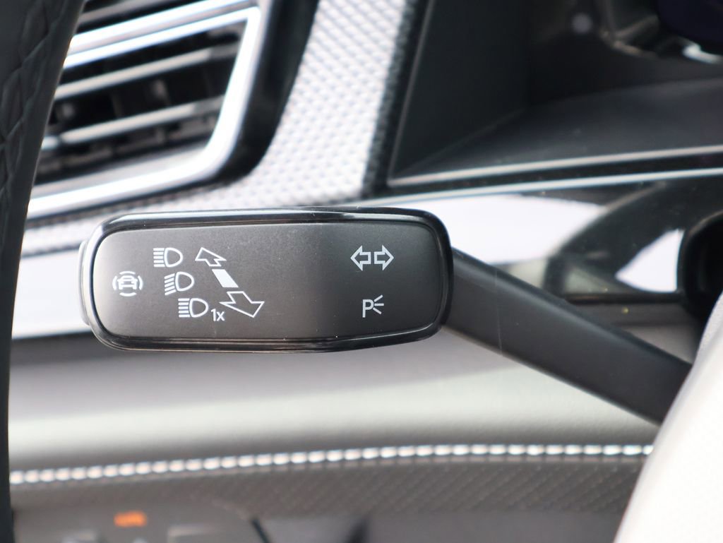 New 2026 Volkswagen Atlas Cross Sport SEL Premium R-Line image 38