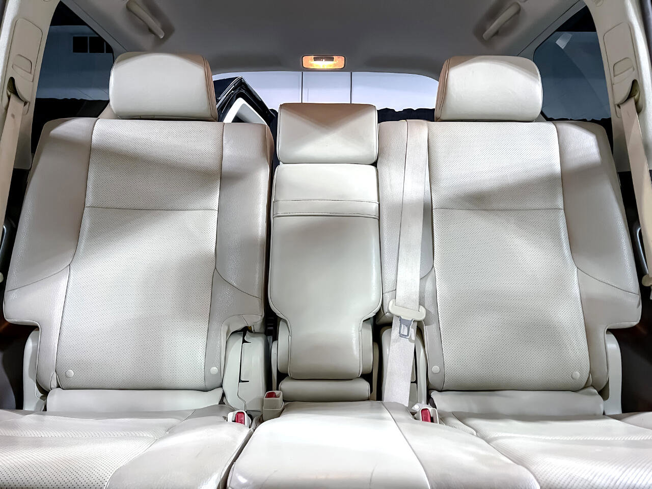 Used 2017 Lexus GX 460 image 32