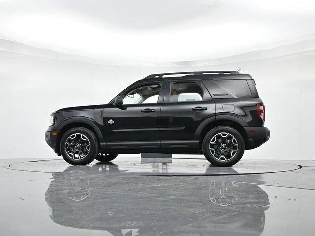 Certified 2025 Ford Bronco Sport Outer Banks w/ Outer Banks Tech Package+ AWD/4WD image 38