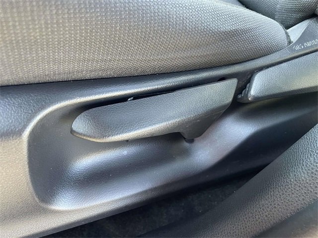 Used 2022 Toyota Corolla Cross LE image 28