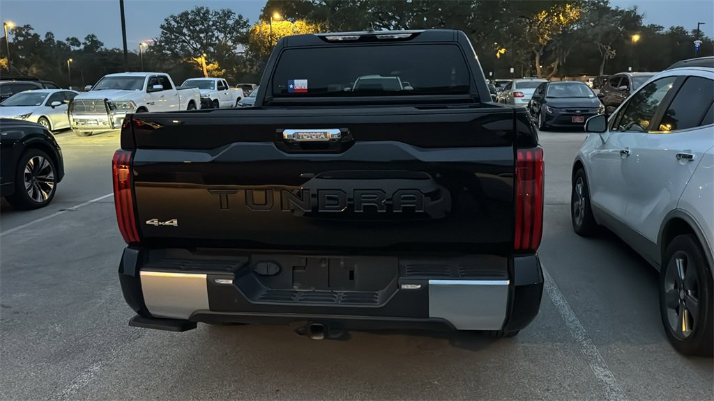 Used 2023 Toyota Tundra Limited image 6
