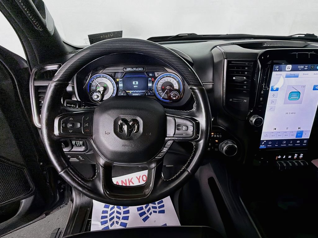 Used 2022 RAM 1500 Limited w/ Body-Colour Bumper Group AWD/4WD image 11