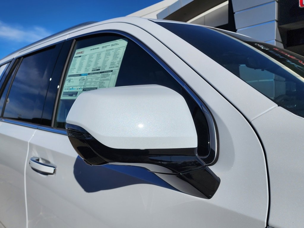 New 2026 GMC Yukon Denali w/ Denali Reserve Package image 10