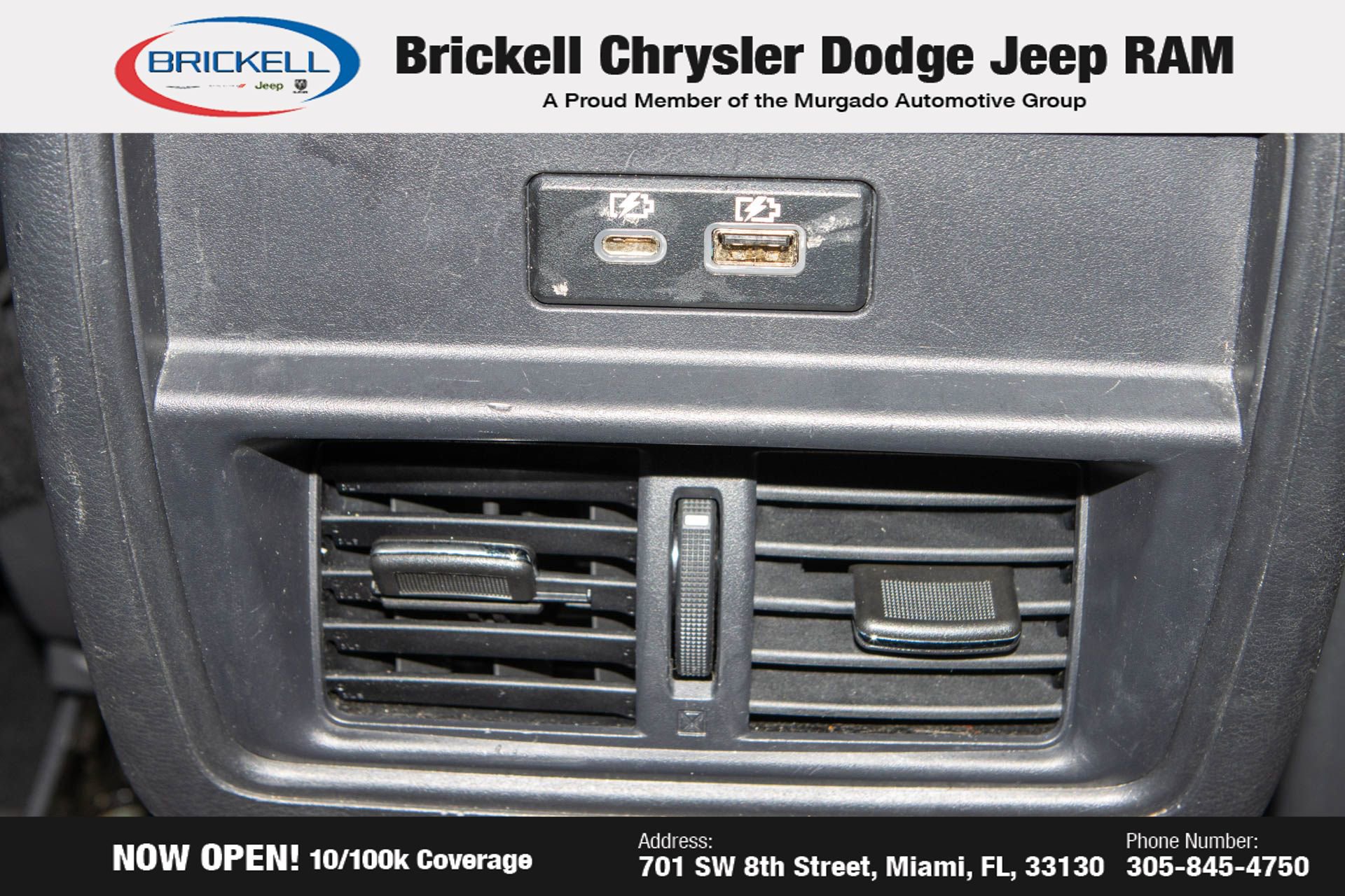 Used 2023 Nissan Murano SV image 18