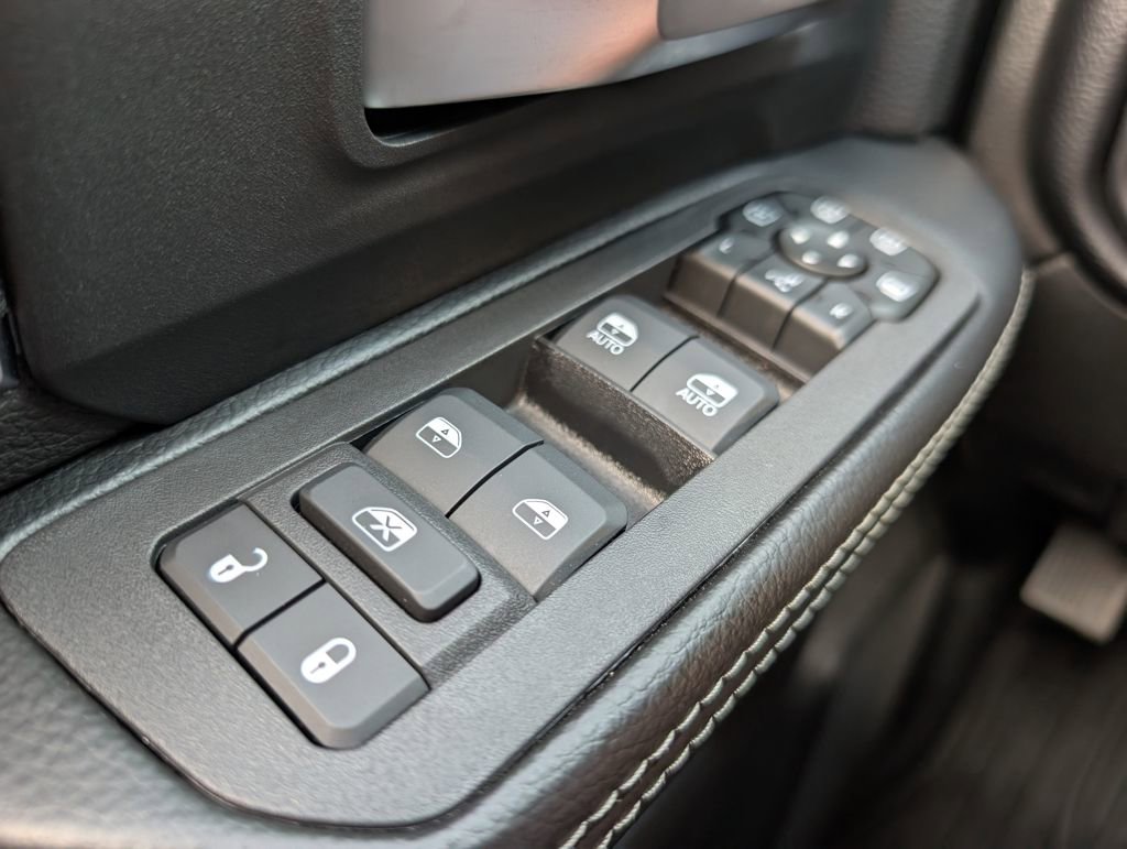 New 2025 RAM 2500 Big Horn image 38